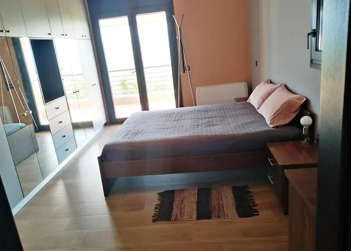 Elaia * Kyparissia