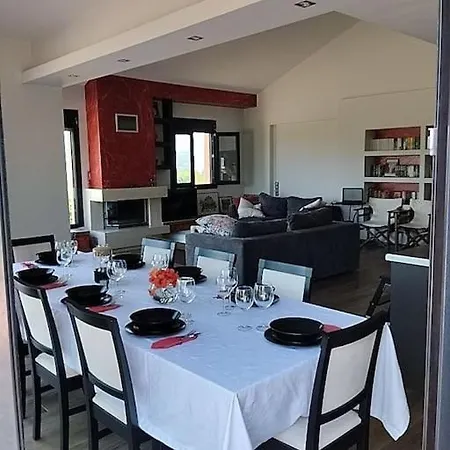 Villa Elaia Kyparissia